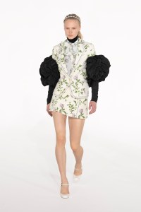 Giambattista Valli RTW Fall 2021