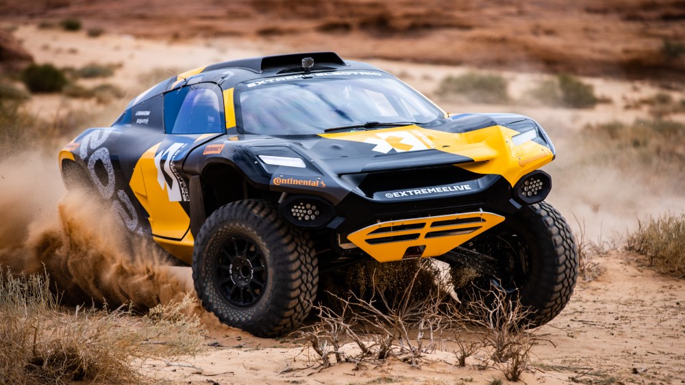 LuisaViaRoma will be the global official fashion partner of the Extreme E electric car off-race competition