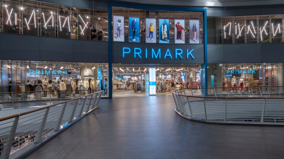Primark plans 8 new doors in Italy with stores to open by late 2022, a move that will help in creating over 2,000 jobs.
