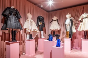 The Roger Vivier RTW Fall 2021 presentation.