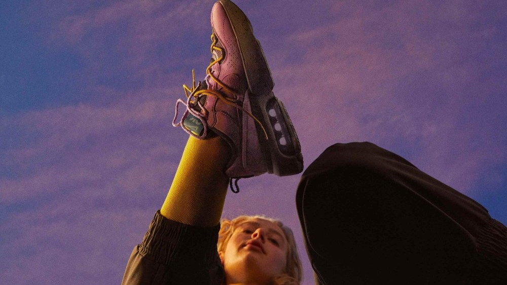 The Air Max Viva builds on previously released women’s models, featuring a cushioned midsole, exaggerated Air Max unit at the heel, leather upper, closed mesh and nubuck detailing, and a speckled midsole.
