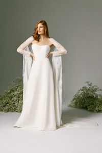 Savannah Miller Bridal Spring 2022