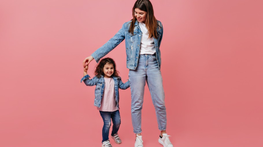 In honor of Mother’s Day, gift the cool mom in your life a pair of mom jeans that are both on-trend and comfort-focused.