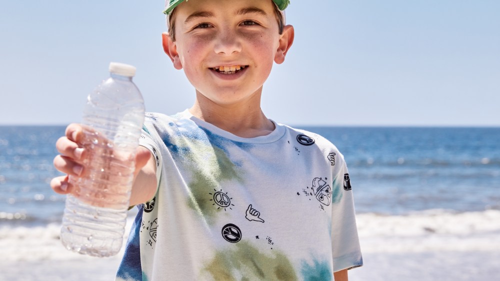 Old Navy Launches Earth Day Initiative Supporting Young Environmental Advocates
