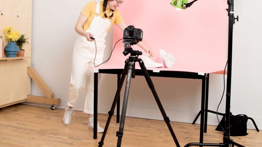 Soona prides itself on attempting to solve three problems associated with brand content by delivering high-quality creative from professional crews, a quick 24-hour turnaround time and transparent pricing.