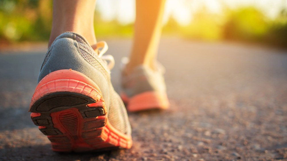 Walking sneakers