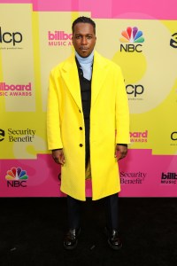 LOS ANGELES, CALIFORNIA - MAY 23: Leslie Odom Jr. poses backstage for the 2021 Billboard Music Awards, broadcast on May 23, 2021 at Microsoft Theater in Los Angeles, California. (Photo by Rich Fury/Getty Images for dcp)