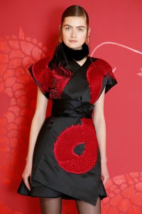 A look from the Josie Natori fall 2017 RTW Collection.