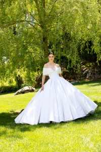 Sara Kerens, Christian Siriano, Bridal 2021