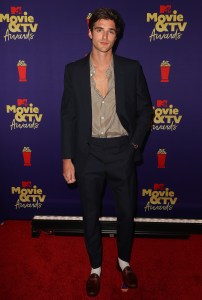 LOS ANGELES, CALIFORNIA - MAY 16: Jacob Elordi poses backstage during the 2021 MTV Movie & TV Awards at the Hollywood Palladium on May 16, 2021 in Los Angeles, California. (Photo by Kevin Winter/2021 MTV Movie and TV Awards/Getty Images for MTV/ViacomCBS)