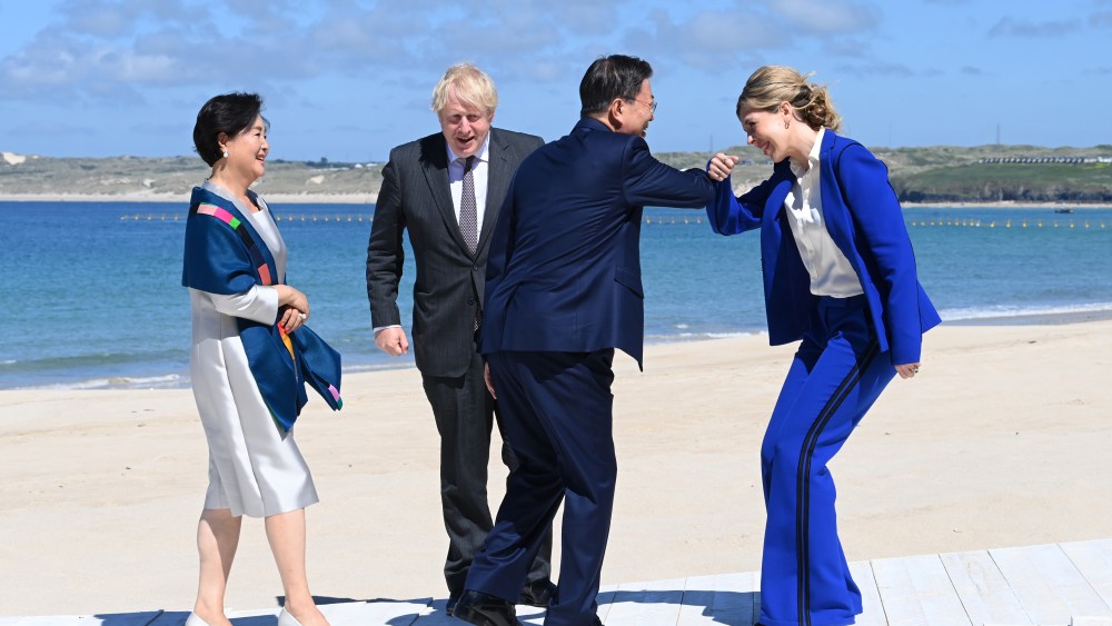 Boris Johnson and wife Carrie meet His Excellency, Moon Jae-in, Presidentt if the Republic of Korea and wife Mrs Kim Jung-Sook at The Carbis Bay Hotel.12th June.Copyright: David Fisher/ G7 Cornwall 2021
