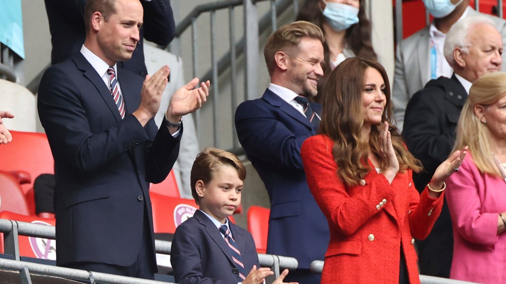 29 June 2021, United Kingdom, London: Football: European Championship, England - Germany, final round, round of 16 at Wembley Stadium. The British Prince William, Duke of Cambridge stands with his wife Kate, Duchess of Cambridge, and their son Prince George in the stands. Photo by: Christian Charisius/picture-alliance/dpa/AP Images