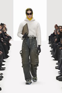Balenciaga RTW Spring 2022