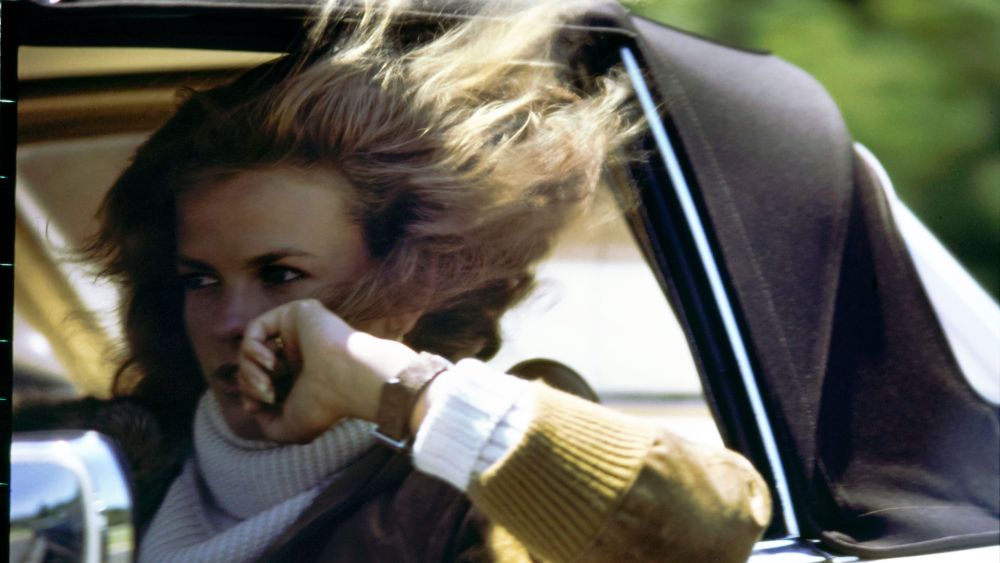 Model Lisa Taylor for Vogue October 1976.