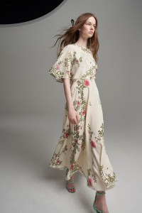 Giambattista Valli Resort 2022