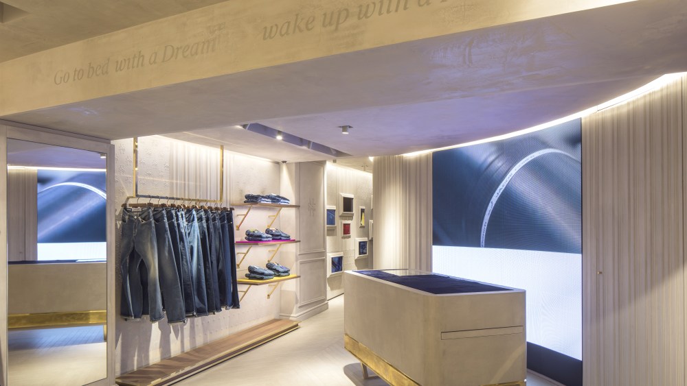 Jacob Cohën boutique in Paris