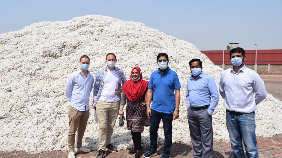 MCI and Retraced team at cotton ginner