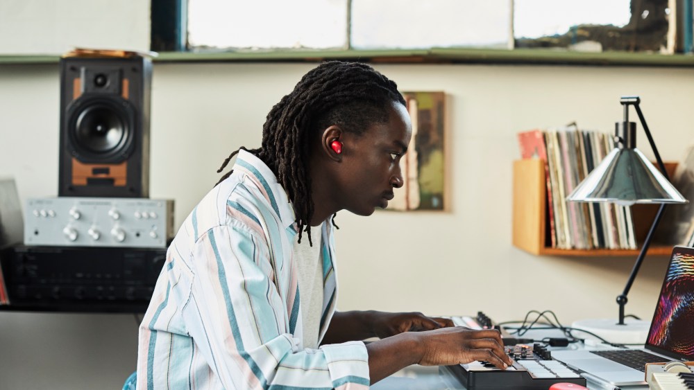 Beats By Dre Drops Studio Buds