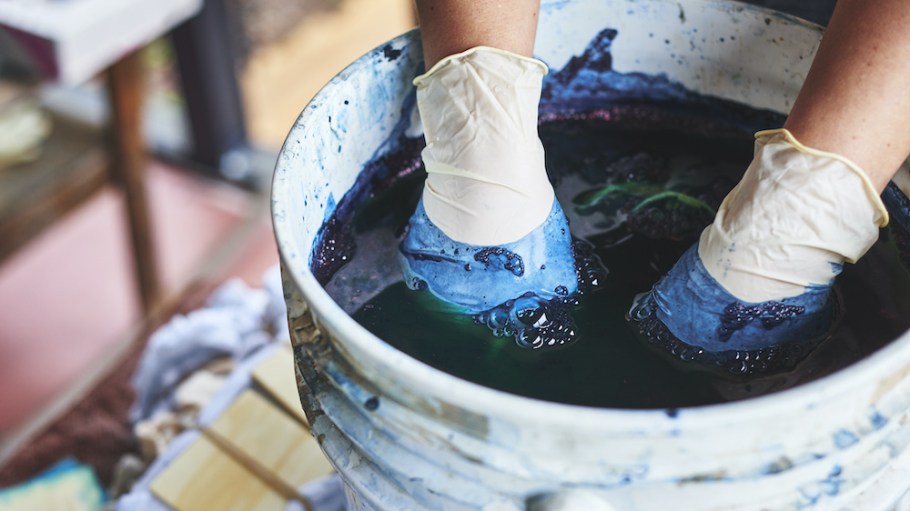 Scientists from the Korea Advanced Institute of Science and Technology have discovered a way to produce indigo dye using bacteria.