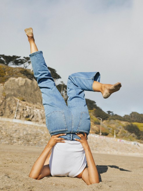 Everlane introduced Clean Denim, a range of three denim styles made of organic cotton and Roica V550, a sustainable stretch yarn.