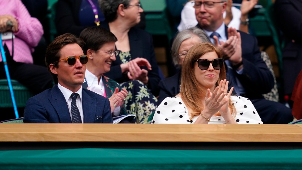 Wimbledon 2021 - Day Ten - The All England Lawn Tennis and Croquet Club. Edoardo Mapelli Mozzi, Princess Beatrice and Annabelle Galletley in the Royal Box at Centre Court on day ten of Wimbledon at The All England Lawn Tennis and Croquet Club, Wimbledon. Picture date: Thursday July 8, 2021. See PA story TENNIS Wimbledon. Photo credit should read: John Walton/PA Wire RESTRICTIONS: Editorial use only. No commercial use without prior written consent of the AELTC. Still image use only - no moving images to emulate broadcast. No superimposing or removal of sponsor/ad logos. URN:60819919 (Press Association via AP Images)