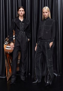 Burberry Resort 2022