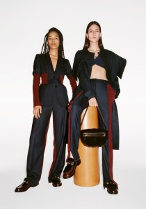Burberry Resort 2022