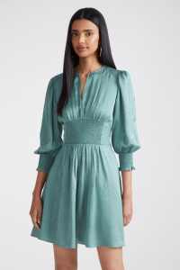 Shoshanna Resort 2022