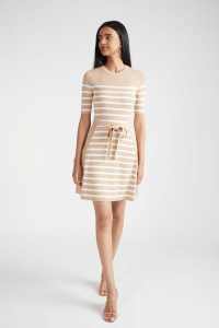 Shoshanna Resort 2022
