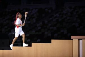 naomi osaka, shorts, nike, olympics, opening ceremony, tokyo, summer olympics, air force 1, sneakers, torch