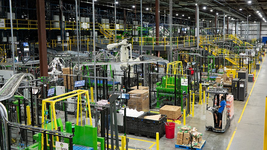 Walmart will expand Symbotic's autonomous robotic technology system from a single distribution center in Florida to 25 other DCs.