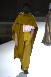 Valentino Couture Fall 2021