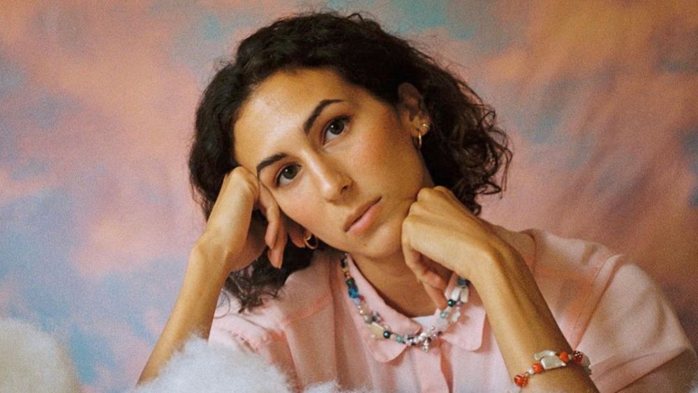 Lisa Sahakian of Ian Charms