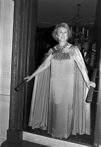 Beauty magnate Estee Lauder attends an intimate dinner at her New York home on October 26, 1978.