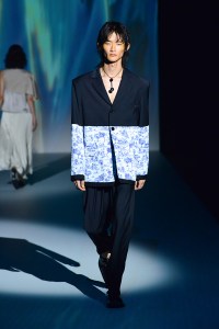 Mikage Shin RTW Spring 2022