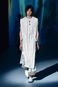 Mikage Shin RTW Spring 2022
