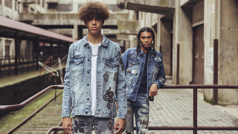 Smoke Rise Signs With Concept One for Accessories