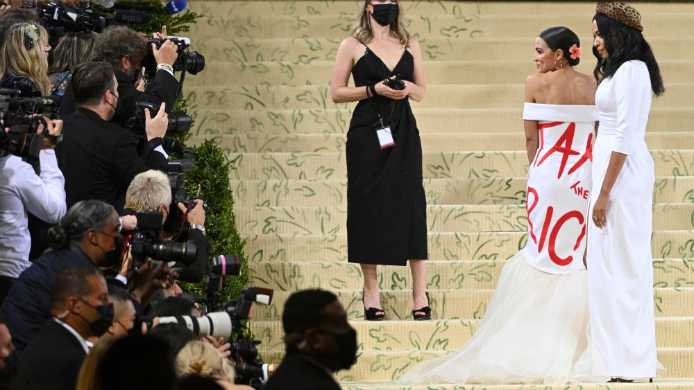Photo by: NDZ/STAR MAX/IPx 2021 9/13/21 Alexandria Ocasio-Cortez at the 2021 Met Gala Celebrating In America: A Lexicon Of Fashion. (New York City)