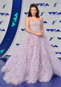 Lorde attends the 2017 MTV Video Music Awards at The Forum on August 27, 2017 in Los Angeles, CA, USA. Photo by Lionel Hahn/Sipa USA(Sipa via AP Images)