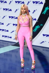 2017 MTV Video Music Awards - Arrivals - Los Angeles. Nicki Minaj attending the 2017 MTV Video Music Awards held at The Forum in Los Angeles, USA. Picture date: Sunday August 27, 2017. See PA Story SHOWBIZ VMAs. Photo credit should read: PA/PA Wire URN:32548392