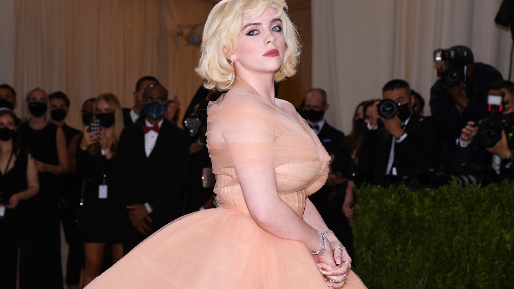 Billie Eilish said she wore her peach tulle Oscar de la Renta dress on the condition the fashion house would go fur-free