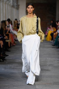 Alberta Ferretti RTW Spring 2022