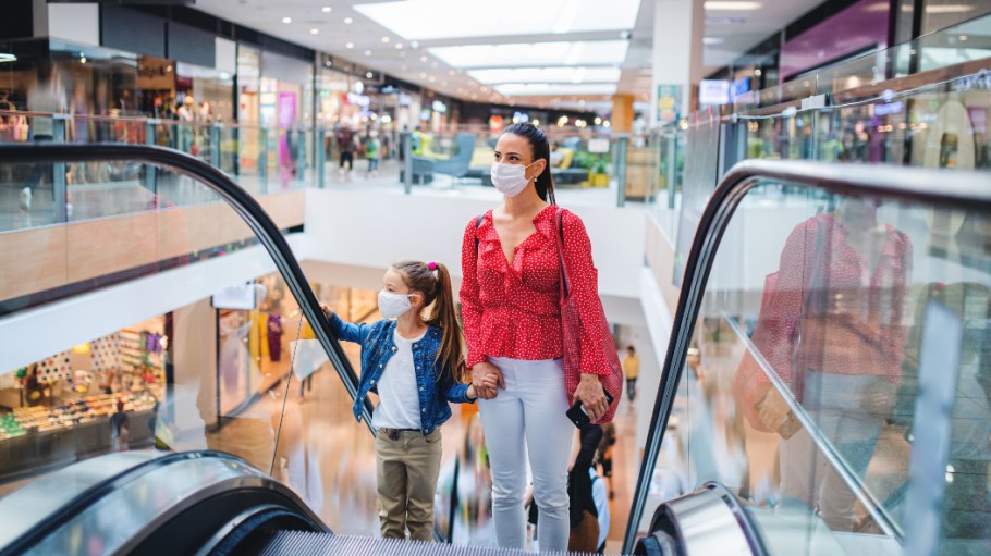 A new UBS report says "major store closures continue," while some economists believe a US August retail sales surprise is a one-off event.