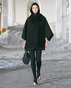 Burberry RTW Spring 2022