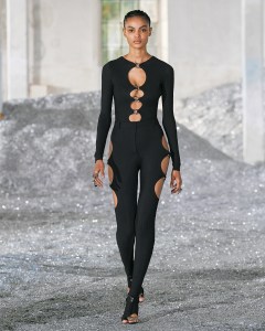 Burberry RTW Spring 2022