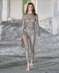 Burberry RTW Spring 2022