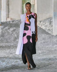 Burberry RTW Spring 2022