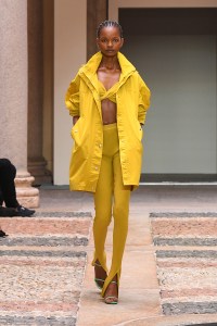 Ermanno Scervino RTW Spring 2022