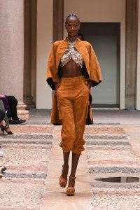 Ermanno Scervino RTW Spring 2022