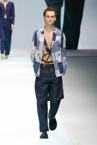 Emporio Armani RTW Spring 2022